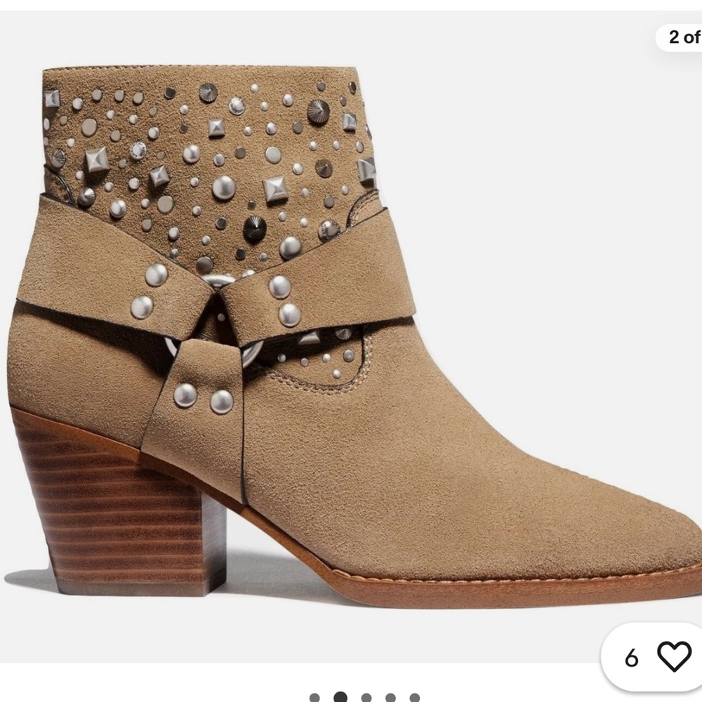 Like New! Coach Pia Studded Suede Ankle Boot in Oat - Size 8